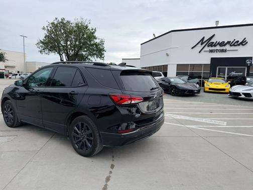 Mosaic Black Metallic 2023 Chevrolet Equinox FWD RS