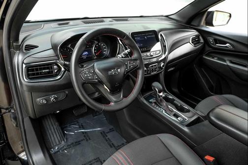 Mosaic Black Metallic 2023 Chevrolet Equinox FWD RS
