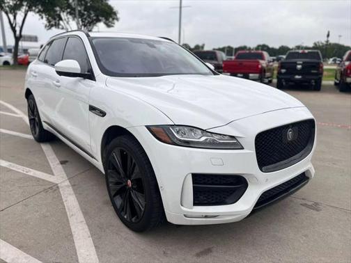 2018 Jaguar F-PACE 25t R-Sport