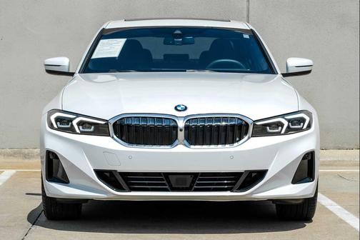 Mineral White Metallic 2025 BMW 330 xDrive