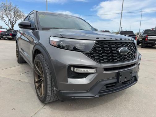 2021 Ford Explorer ST