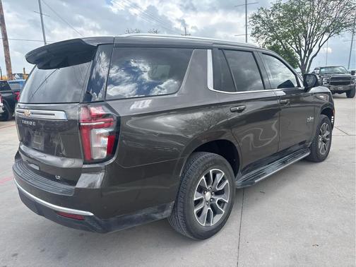 Graywood Metallic 2021 Chevrolet Tahoe LT