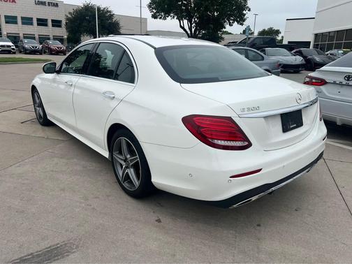 2018 Mercedes-Benz E-Class 4MATIC