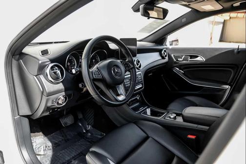 2018 Mercedes-Benz GLA 250 Base