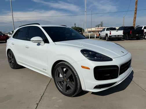 Carrara White Metallic 2021 Porsche Cayenne GTS