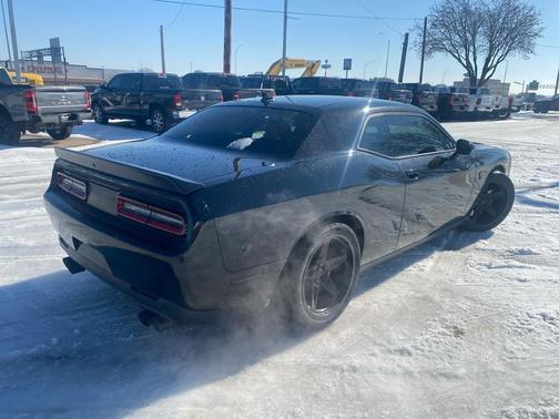 2016 Dodge Challenger SRT Hellcat