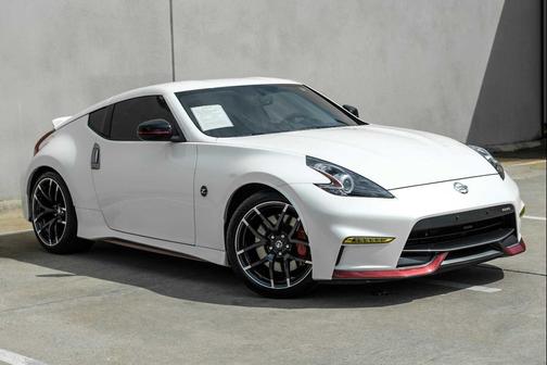 Pearl White Tricoat 2020 Nissan 370Z NISMO