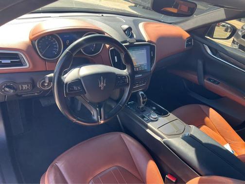 2018 Maserati Ghibli Base