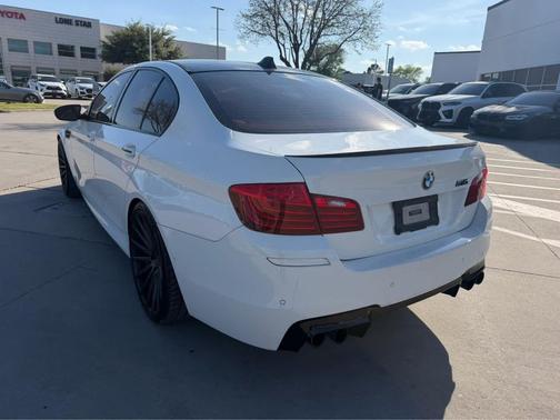 2014 BMW M5 Base