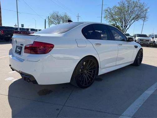 2014 BMW M5 Base