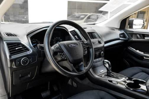 2017 Ford Edge SE