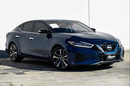 2023 Nissan Maxima SV