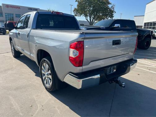 2018 Toyota Tundra SR5