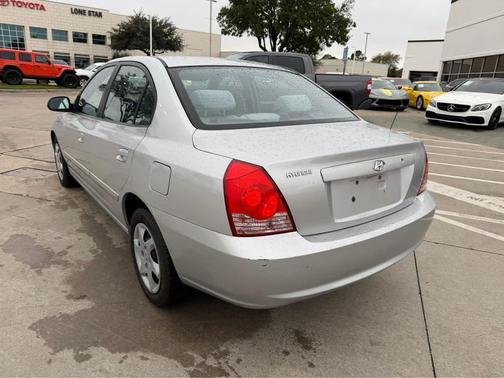 2004 Hyundai ELANTRA GLS