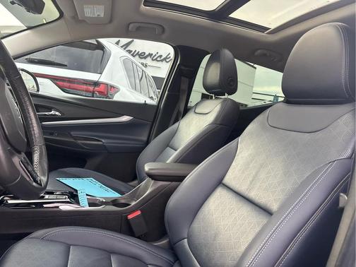 2022 Chevrolet Bolt EUV FWD Premier