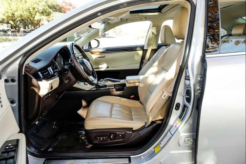 2016 Lexus ES 350 Base