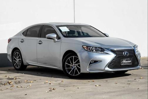 2016 Lexus ES 350 Base