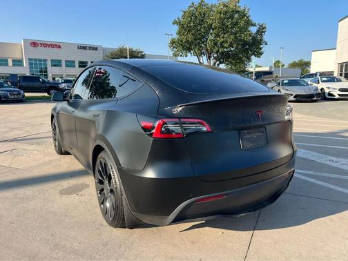 2022 Tesla Model Y Performance Dual Motor All-Wheel Drive