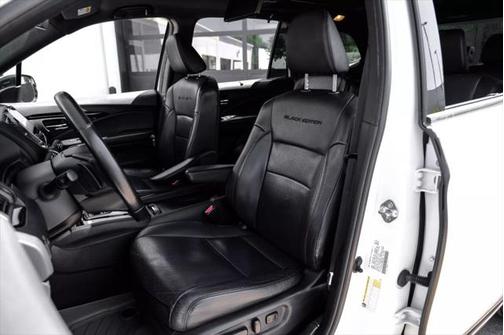 2021 Honda Pilot AWD Black Edition