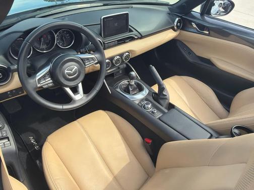 Meteor Gray Mica 2016 Mazda MX-5 Miata Grand Touring