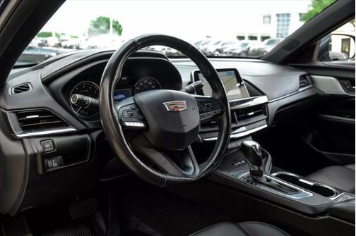 2021 Cadillac CT4 Luxury