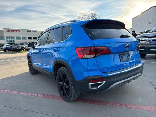 2023 Volkswagen Taos 1.5T SE
