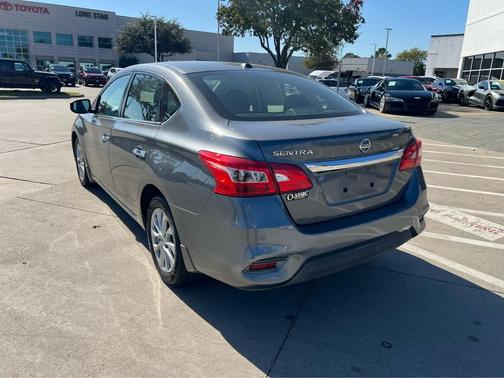2018 Nissan Sentra SV
