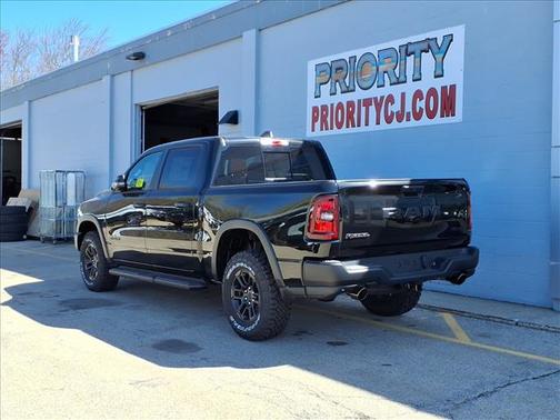 Diamond Black Crystal Pearlcoat 2026 RAM 1500 Rebel