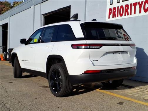 2025 Jeep Grand Cherokee Altitude