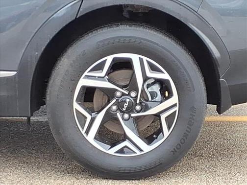Gravity Gray 2023 Kia Sportage LX