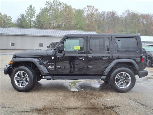 2022 Jeep Wrangler Unlimited Sahara 4x4