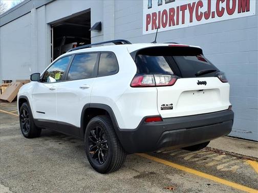 2023 Jeep Cherokee Altitude