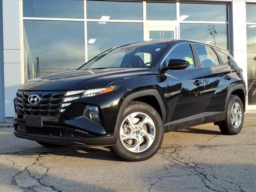 2022 Hyundai TUCSON SE