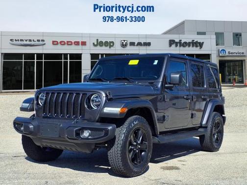 2022 Jeep Wrangler Unlimited Sahara Altitude 4x4