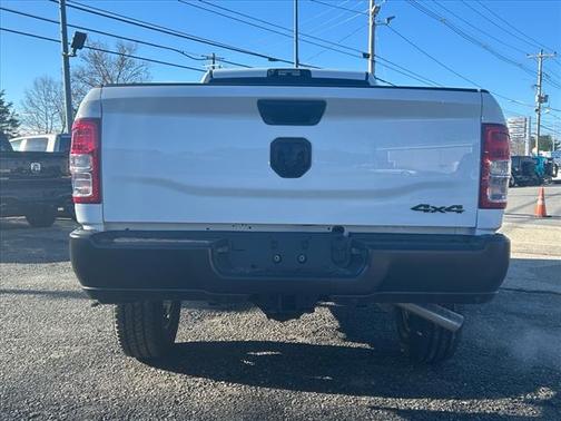 2024 RAM 2500 Tradesman Regular Cab 4x4 8' Box