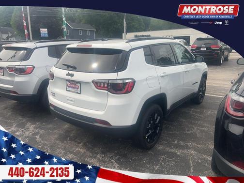 Bright White Clearcoat 2026 Jeep Compass Latitude