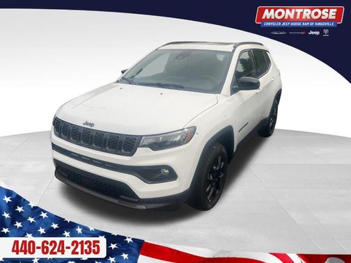 Bright White Clearcoat 2026 Jeep Compass Latitude