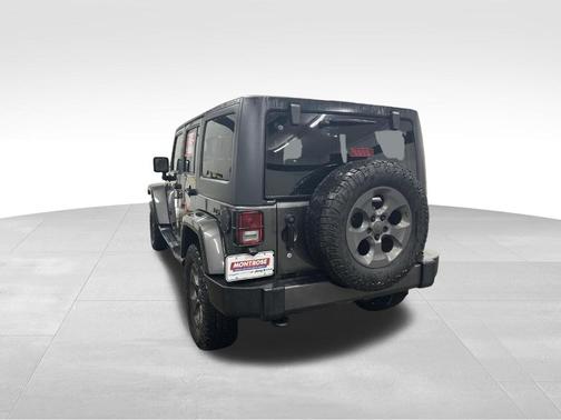 Granite Crystal Clearcoat Metallic 2017 Jeep Wrangler Unlimited Sport