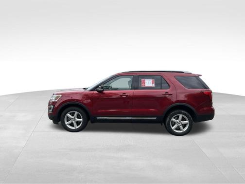 Ruby Red Metallic 2017 Ford Explorer XLT