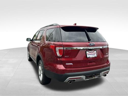 Ruby Red Metallic 2017 Ford Explorer XLT