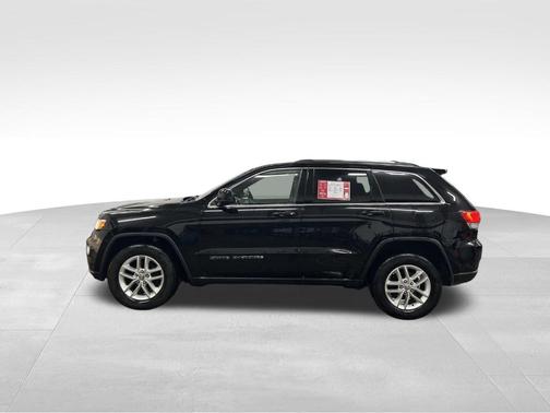 Diamond Black 2017 Jeep Grand Cherokee Laredo