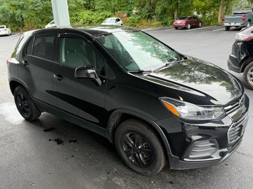 2022 Chevrolet Trax LS