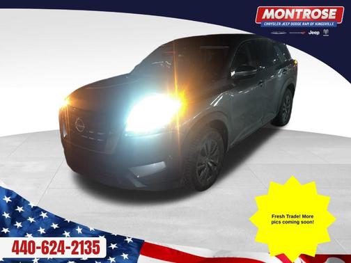 2022 Nissan Pathfinder S