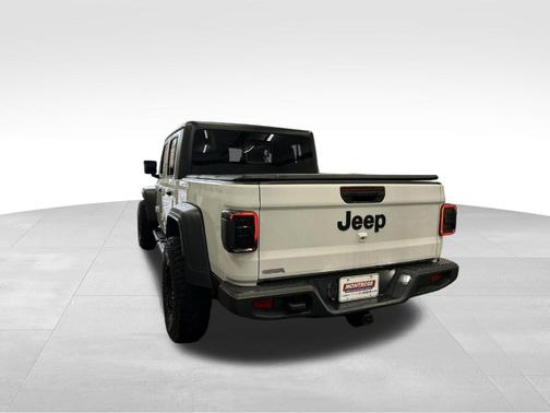 Bright White Clearcoat 2020 Jeep Gladiator Sport