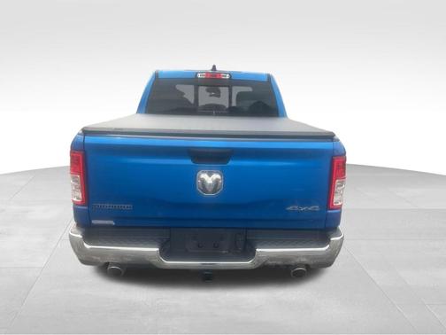 Hydro Blue Pearlcoat 2024 RAM 1500 Big Horn/Lone Star