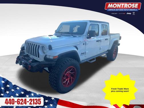2022 Jeep Gladiator Sport