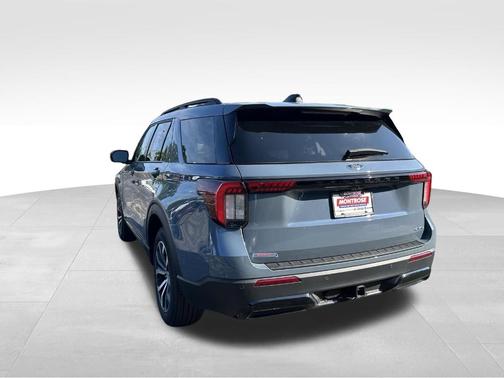 Vapor Blue 2025 Ford Explorer ST-Line