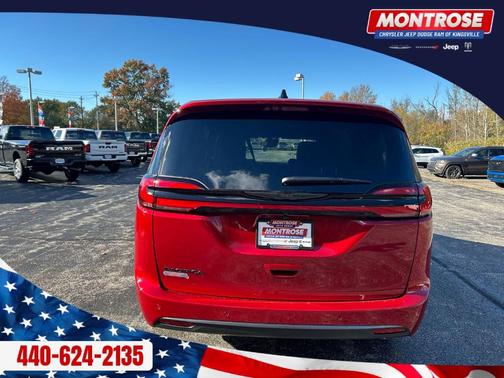 2026 Chrysler Pacifica Select