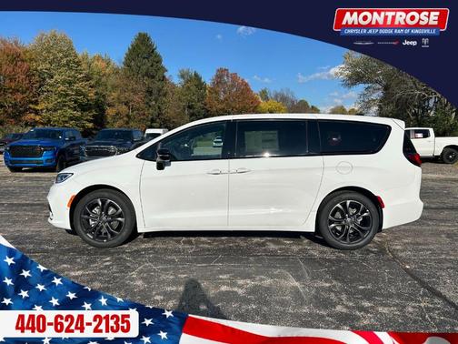 2026 Chrysler Pacifica Select