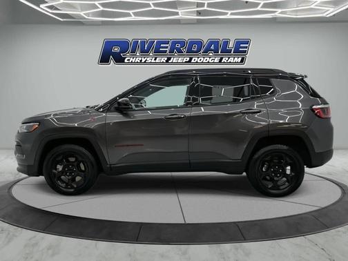 2024 Jeep Compass Trailhawk